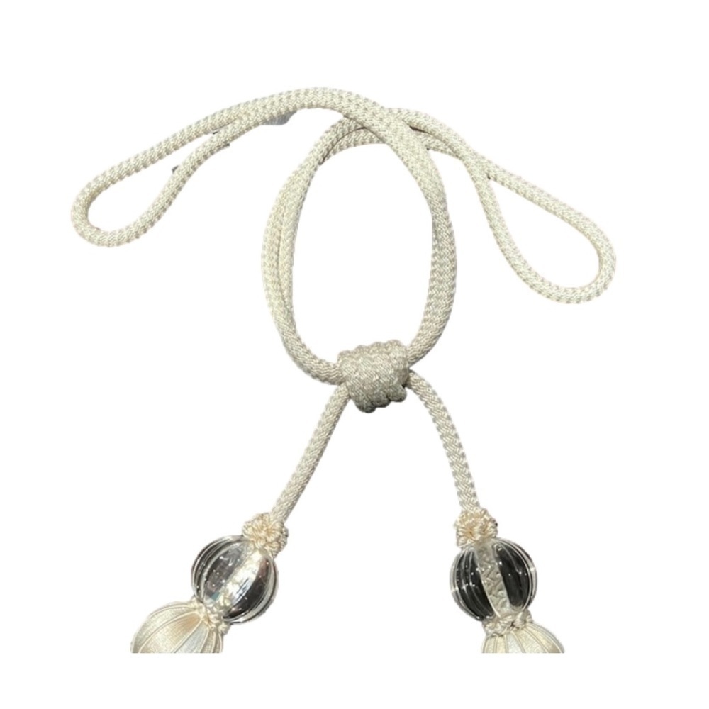 Curtain tiebacks. - Picture 3 of 5